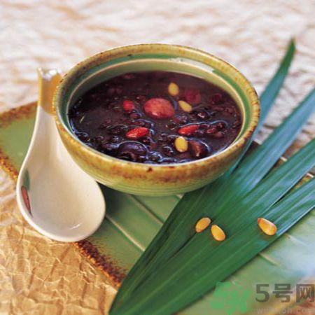 補血的粥有哪些？補血的粥怎么做？