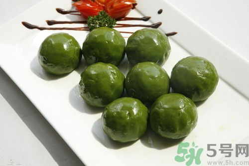 青團(tuán)子的由來,青團(tuán)子什么時候吃 青團(tuán)子的由來,青團(tuán)子什么時候吃