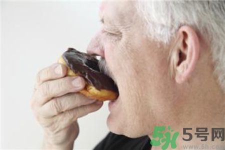 高血脂不能吃什么食物？高血脂要注意什么？