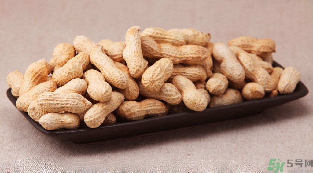 膽固醇高可以吃花生嗎？膽固醇高可以喝牛奶嗎？