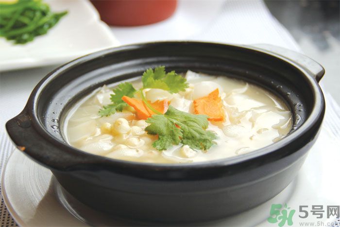 百合可以煲湯嗎？百合煲湯有哪些做法？