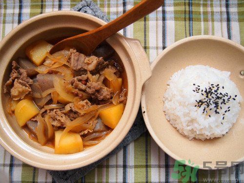 土豆絲和土豆片哪個(gè)更好吃？土豆片可以炒什么？