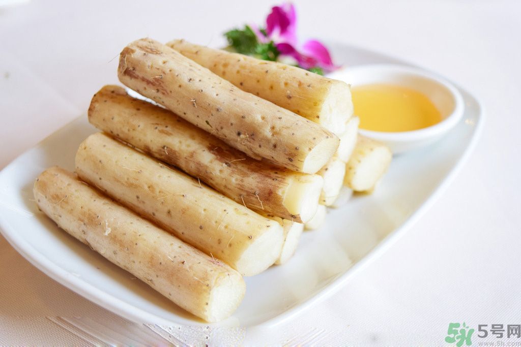 春季咳嗽怎么辦？春季咳嗽吃什么好？