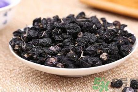 黑枸杞有什么功效？黑枸杞的好處有哪些？