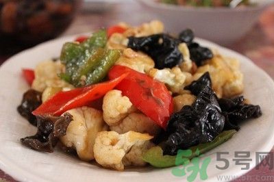 黑木耳怎么做好吃？黑木耳的家常做法？