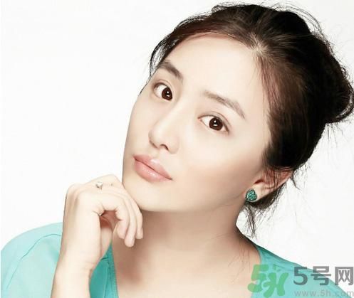 白糖洗臉可以收縮毛孔嗎？怎么洗臉收縮毛孔？