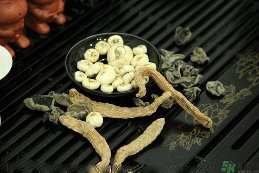 胃潰瘍吃什么藥？調(diào)理胃潰瘍的藥有哪些？