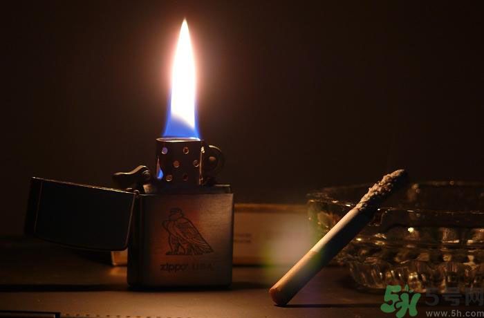 胃潰瘍可以抽煙嗎？胃潰瘍抽煙好嗎？