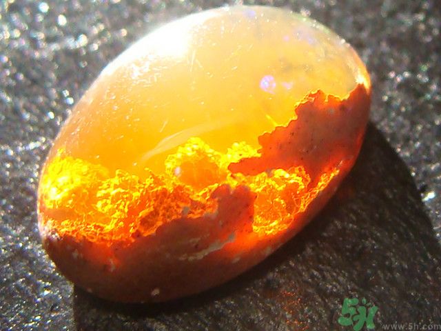 三生石是真的嗎？三生石能保佑姻緣嗎？