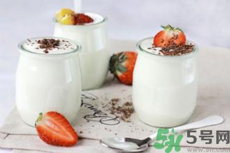 痛風(fēng)可以喝酸奶嗎？痛風(fēng)喝酸奶好嗎？