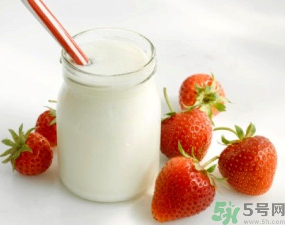 痛風(fēng)可以喝酸奶嗎？痛風(fēng)喝酸奶好嗎？