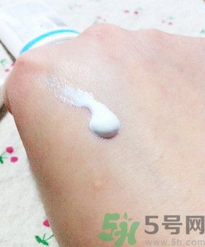 apieu防曬霜怎么樣？apieu防曬霜好用嗎？