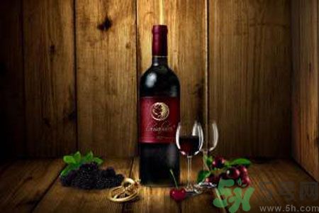 痛風可以喝紅酒嗎？痛風喝紅酒好嗎？