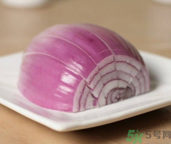 洋蔥可以和魚一起吃嗎？洋蔥不可以和什么一起吃？