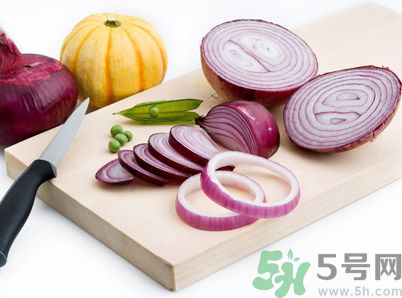 洋蔥可以和魚一起吃嗎？洋蔥不可以和什么一起吃？