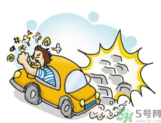 爸爸姐姐飛走了 發(fā)生車(chē)禍如何自救？