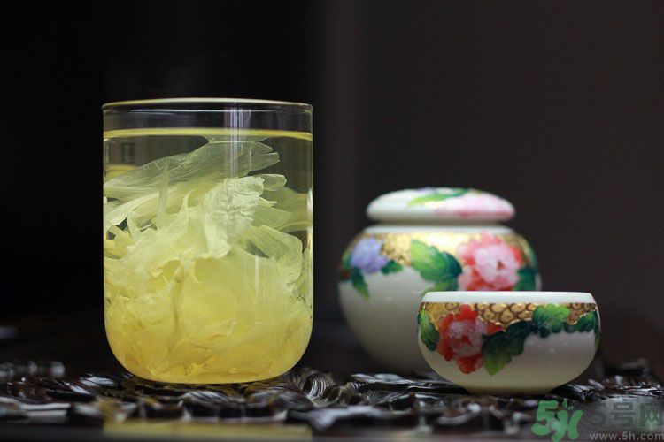 月經(jīng)期間可以喝牡丹花茶嗎？月經(jīng)期間和牡丹花茶好嗎？