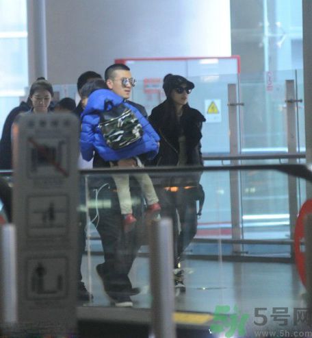 黃圣依和楊子離婚了嗎？黃圣依和楊子什么關(guān)系？