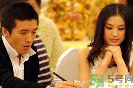 黃圣依和楊子離婚了嗎？黃圣依和楊子什么關(guān)系？