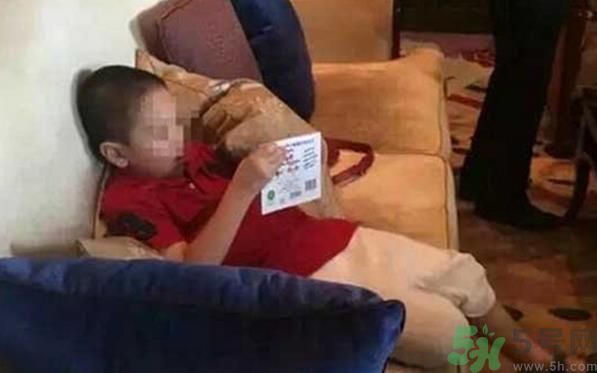 男孩遭校長(zhǎng)暴打的結(jié)果是什么？男孩遭校長(zhǎng)暴打的真相是什么？