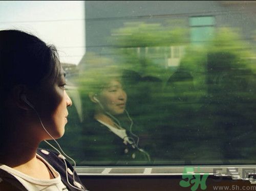 美女凌晨滴滴打車遭司機(jī)強(qiáng)奸 女孩子晚上一個(gè)人回家注意什么? 美女凌晨滴滴打車遭司機(jī)強(qiáng)奸 女孩子晚上一個(gè)人回家注意什么?