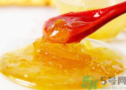 蜂蜜擦臉可以祛斑嗎？蜂蜜祛斑最簡單的方法