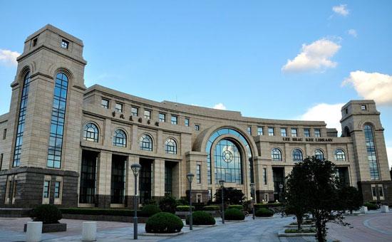 復(fù)旦取消筆試面試招生要求是什么？復(fù)旦取消筆試面試招多少人？