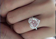 朱孝天向女友求婚 求婚鉆戒幾克拉？