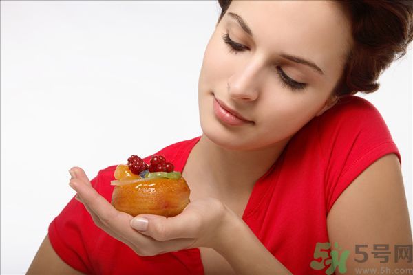 左撇子是天生還是遺傳的？左撇子是天生的嗎？