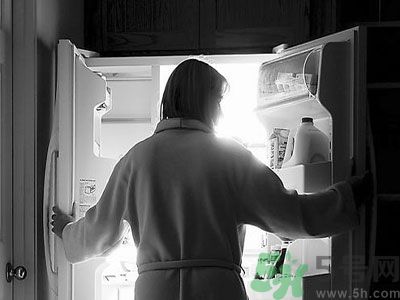 晚上12點(diǎn)吃東西好嗎？晚上12點(diǎn)吃東西會(huì)胖嗎？