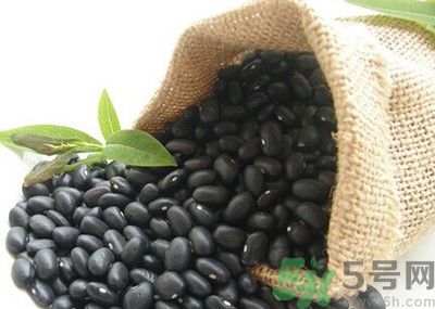 黑豆要泡多久才會(huì)軟？黑豆要越泡越久嗎？