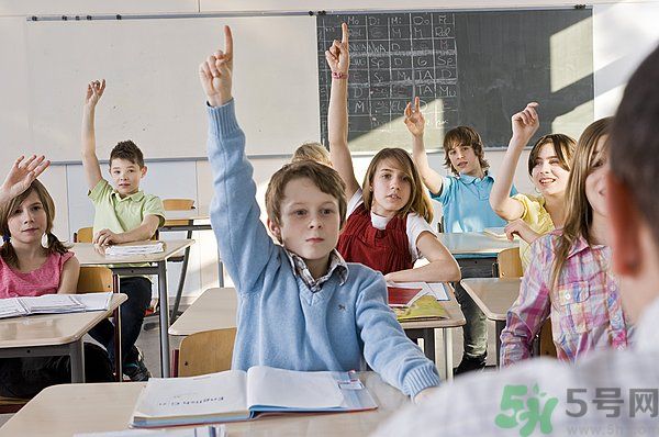 高中生上課容易走神怎么辦？高中生上課如何提高注意力？