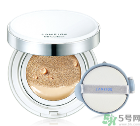 蘭芝氣墊bb13號跟21號哪個更白？蘭芝氣墊bb色差大嗎？