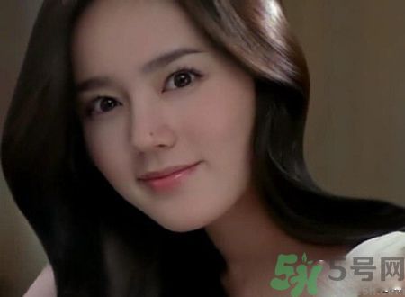 韓佳人女兒叫什么名字？韓佳人的老公是誰？