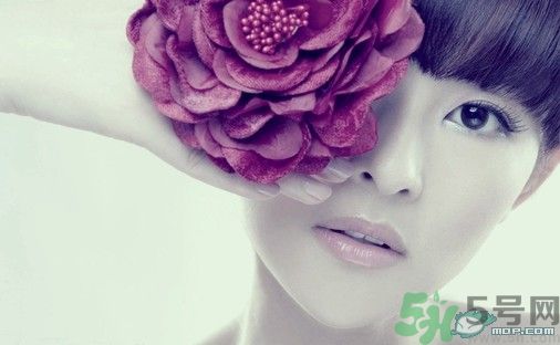 怎么快速畫出敲門妝？敲門妝要怎么畫？