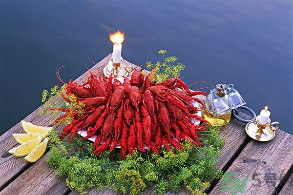 油燜大蝦為什么肉散了？油燜大蝦怎么做肉不散？