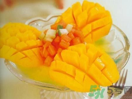 晚上睡前可以吃芒果嗎？晚上吃芒果好嗎？