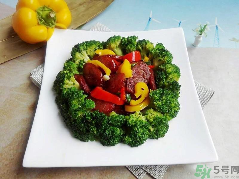 西藍(lán)花炒臘腸怎么做？西藍(lán)花炒臘腸好吃嗎？