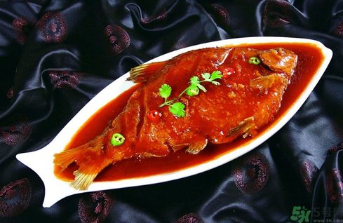 武昌魚是鳊魚嗎？武昌魚和鳊魚區(qū)別哪個(gè)好吃？