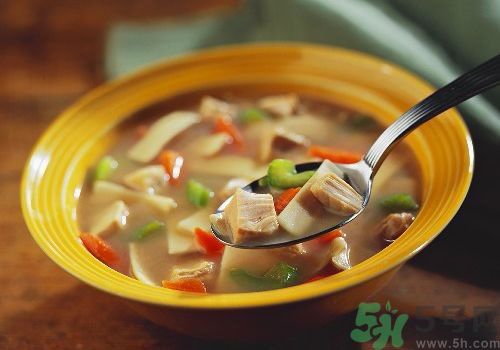 春季去濕喝什么湯好？煲什么湯有效去濕？