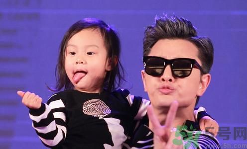 甜馨為什么不再上節(jié)目？甜馨不再上節(jié)目的真相？