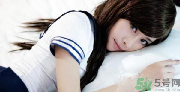 為什么沒穿內(nèi)衣被拍照處分？沒穿內(nèi)衣被拍照處分是怎么回事？