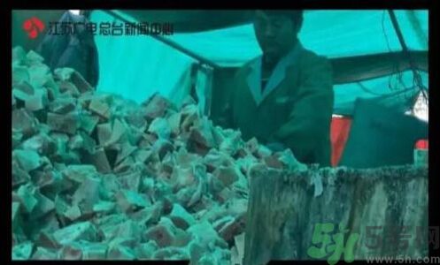 黃燜雞米飯被曝用僵尸肉是怎么回事？什么是僵尸肉？