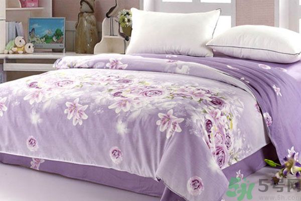 多久曬一次被子才好？曬被子要注意什么？