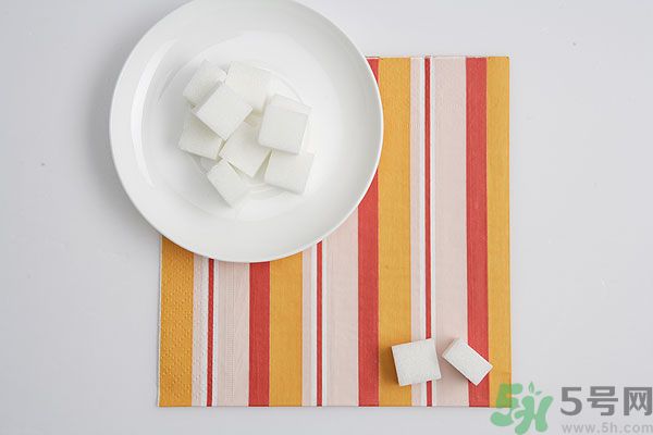 甜菊糖可以吃嗎？吃糖對健康有什么影響？