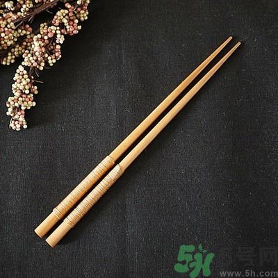 筷子要多久換一次才好？怎么用筷子最健康？