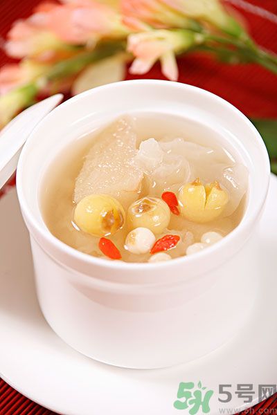 枸杞可以和銀耳一起煮嗎？吃枸杞有什么禁忌？