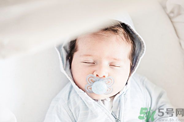 試管嬰兒健康嗎？試管嬰兒對孕婦會有什么危害？