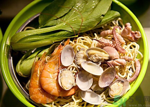 蝦和櫻桃能一起吃嗎？蝦和櫻桃一起吃好不好？