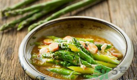 蝦膏燴蘆筍怎么做？蝦膏燴蘆筍的做法？